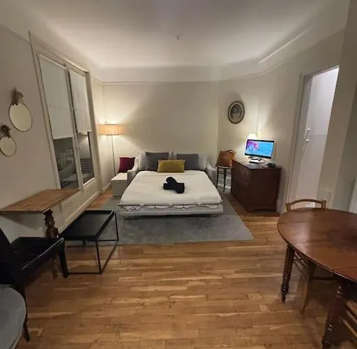 Elegance Parisienne Pour 4 Personnes