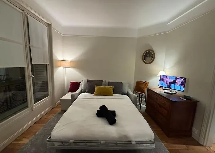Elegance Parisienne Pour 4 Personnes